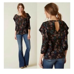 Like New! Free People Ruffled Front Top ~ Size XS